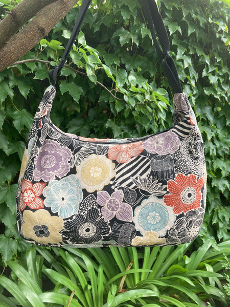 Everyday Bag - Floral Illustration Black