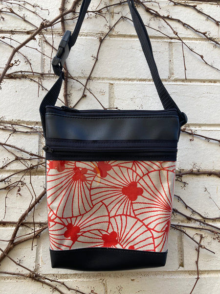 Topsy Bag - Lily Pad Red