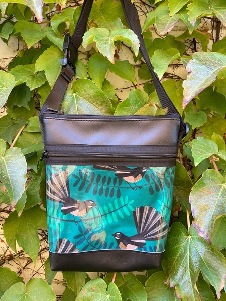 Topsy Bag - Fantail