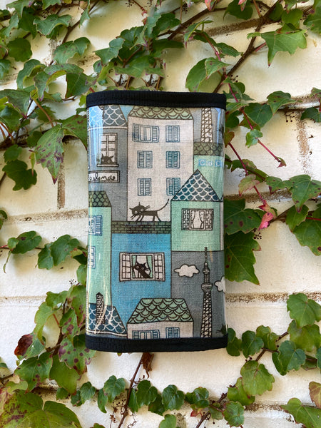 Wallets - Cat On A Hot Tiled Roof Blue